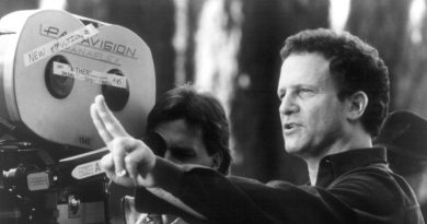 Review Film Albert Brooks Jakarta Cinema Club